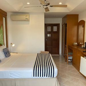 Waree'S Guesthouse